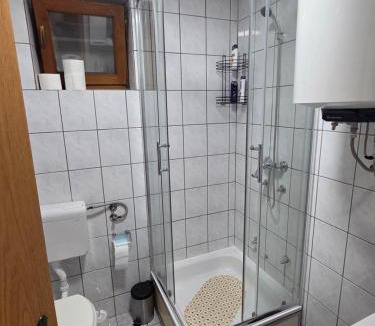 Sikirevci Apartment | Holiday house with a big garden and free parking