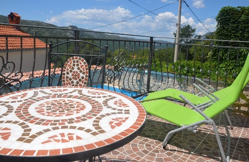 Grizane House | Holiday house with its own terrace and pool