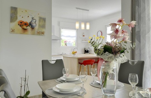 Filipana House | Holiday house with private pool for 6 persons approx. 105 qm in Filipana, Istria (Interior of Istria)