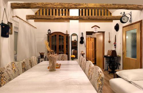 Kutina Apartment | Holiday House Zoki - Peaceful Stay with Private Parking