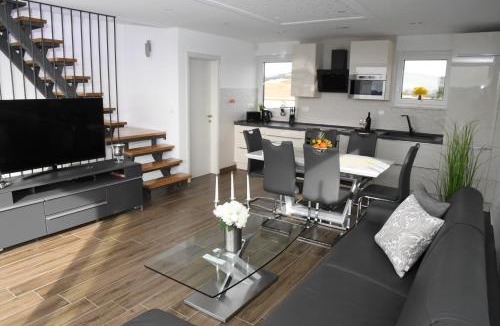 Okrug Gornji House | Holiday Luxury Resort Sundance