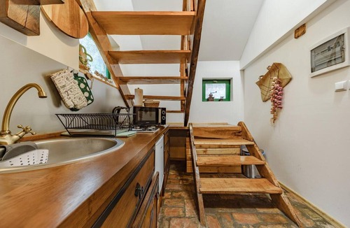 Vranovaca Apartment | Holiday Park Plitvice Paradise Apartment with Mountain View, Balcony, and WiFi