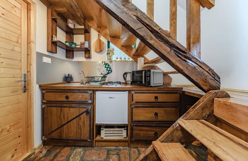 Vranovaca Apartment | Holiday Park Plitvice Paradise Apartment with Mountain View, Balcony, and WiFi