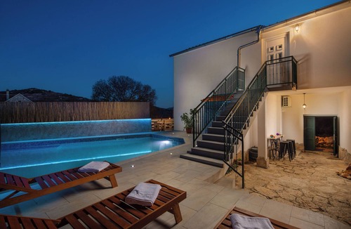 Primosten Burnji House | Holiday Residence Danica