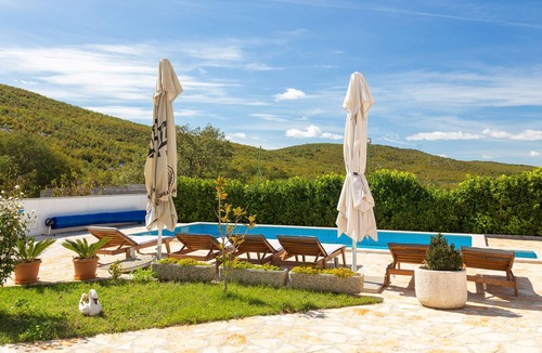 Cvrljevo House | Holiday Residence Ana