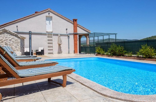 Primorski Dolac Villa | Holiday Villa Anna