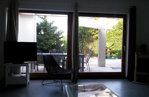 Premantura House | Home Mare. Beautiful holiday home with pool, 500m to the beach, WiFi