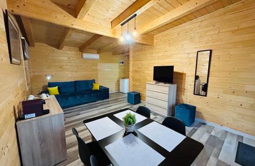 Moldovenesti House | HOME Resort RS