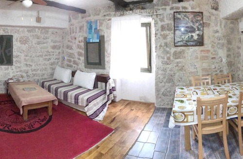 Betina Apartment | Homerez - 60 m away from the beach! Amazing appartement for 5 ppl. at Betina