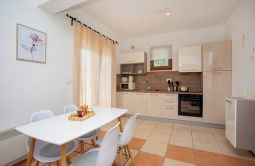 Ripenda Verbanci Villa | Homerez - Charming villa with private pool near the sea and garden