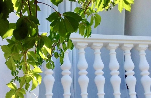 Lukoran House | Homerez - House for 7 ppl. with sea view, garden and balcony at Lukoran