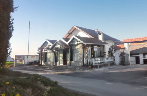 Kutina House | Homerez - House in Kutina with Garden