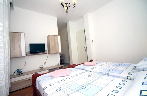 Tijesno Apartment | Homerez last minute deal - Amazing studio in Tisno and Wifi