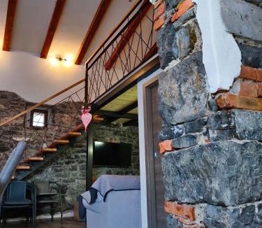 Komen Apartment | Homestead Zavadlal - Domačija Zavadlal