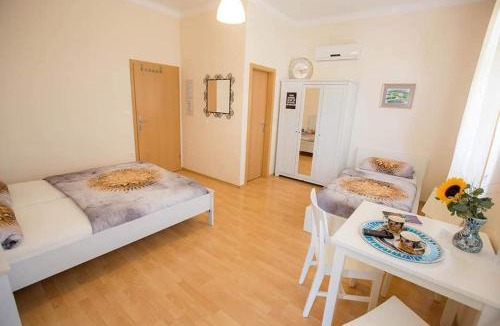 Ptuj Bed & Breakfast | Hostel Sonce