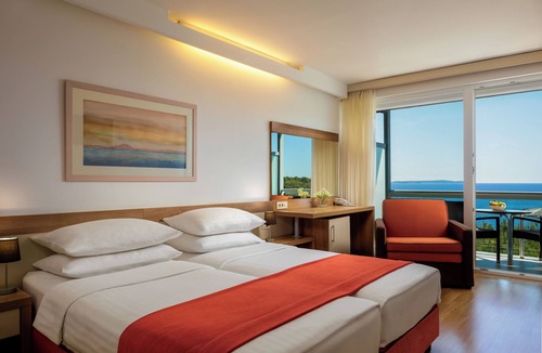 Cove Murtar Hotel | Hotel Aurora