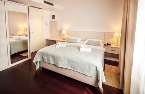 Tijesno Hotel | Hotel Borovnik