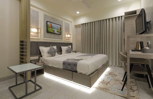 Ahmedabad Hotel | Hotel Elysian Residency