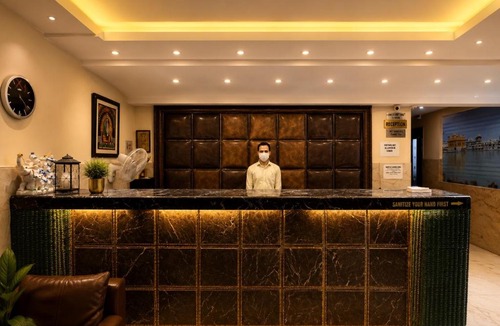 Karol Bagh Hotel | Hotel Kingston Park near Ganga Ram Hospital