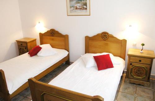 Nova Gradiska Hotel | Hotel Kralj Tomislav
