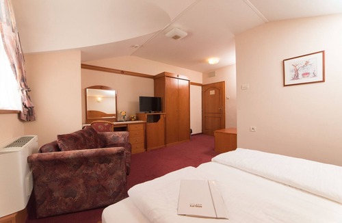 Gornji Kneginec Hotel | Hotel LaGus