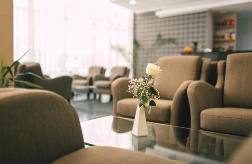 Sinmartin Hotel | Hotel Nufarul
