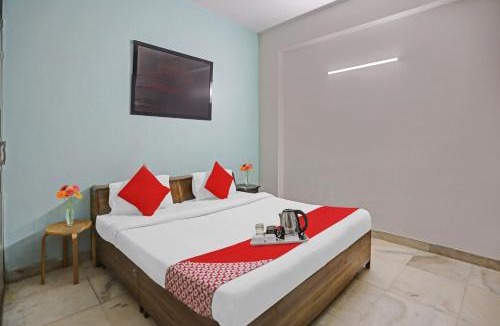 New Delhi Hotel | Hotel O Premium Stay Near Dlf Avenue Saket