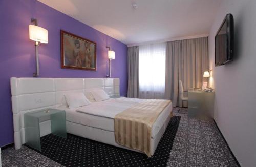 Sesvete Hotel | Hotel Phoenix