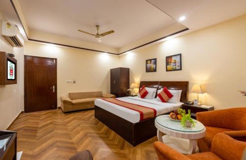 Naraina Hotel | Hotel Picasso Residency near Naraina Vihar Metro Station New Delhi