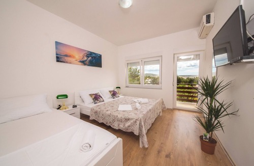 Starigrad Hotel | Hotel Riviera