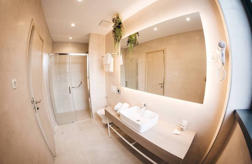 Mostar House | Hotel Verso - Double Room with Bathroom 106