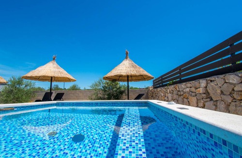 Tisno House | House ∙ 2 bedrooms ∙ 4 guests