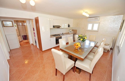 Hrvace House | House ∙ 3 bedrooms ∙ 8 guests