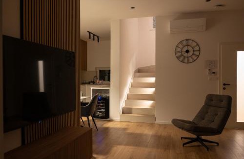 Stupnik Apartment | House AGAPE near Zagreb with rooftop jacuzzi