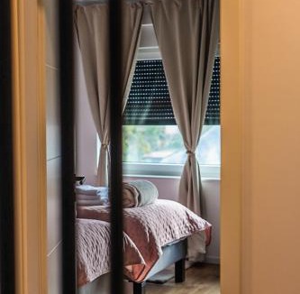 Stupnik Apartment | House AGAPE near Zagreb with rooftop jacuzzi