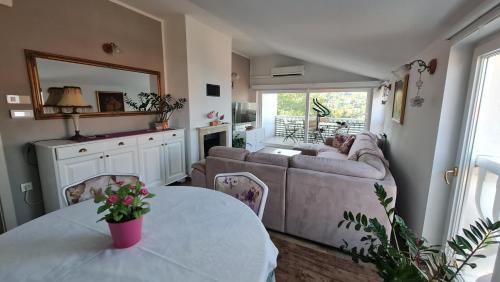 Liganj House | House Anastazia Pool & Panoramic Sea View