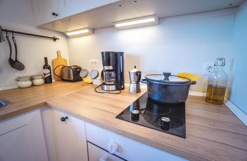 Crveni Vrh House | House Beach House Lucy (79161-K1) - Crveni Vrh
