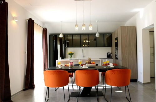 Tugare House | House Boris (61111-K1) - Tugare