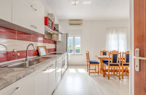 Tugare House | House Boris (61111-K1) - Tugare