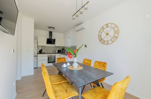 Tijesno House | House Casa Marea (120481-K1) - Tisno - island Murter