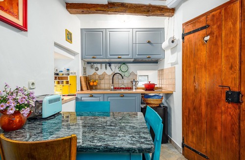 Lanisce Ski Chalet | House Dane with terrace in Ćićarija, Istria