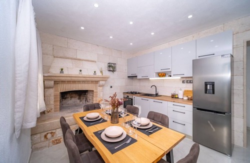 Praznica House | House Diana (112231-K1) - Pucisca - island Brac