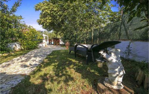 Materada House | House Ester