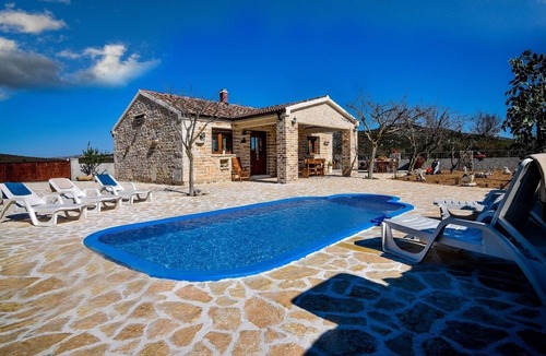 Stankovci House | House for 8 guests with 100m² in Stankovci (126184)