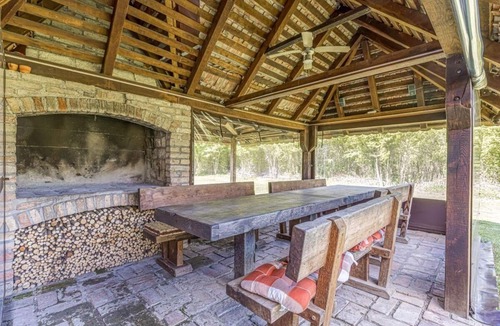 Inland Croatia House | House in Puska with Private Parking