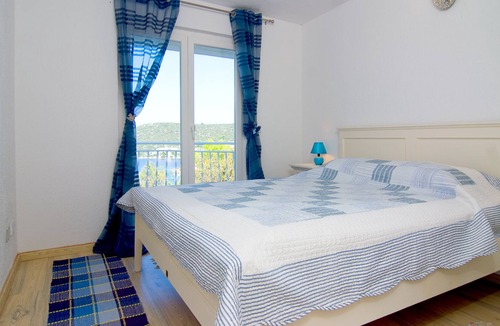 Veliki Drvenik Villa | House is in pure nature, there is no neighbors around