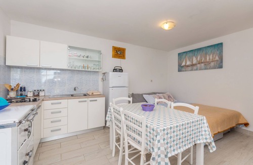 Kraj House | House Island Harbour (14578-K1) - Tkon - island Pasman