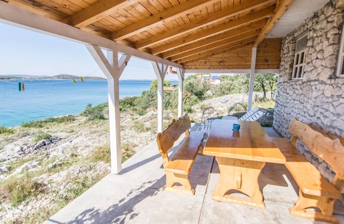 Tkon House | House Lanterna (14861-K1) - Tkon - island Pasman