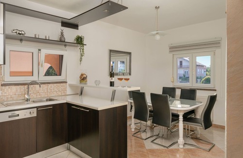 Galovac House | House Leonardo (V9011-K1) - Galovac