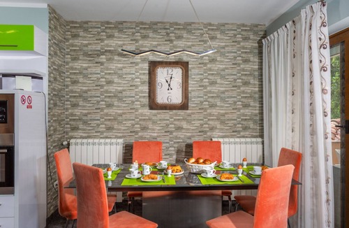 Sarsoni Villa | House Luka by Villas Guide